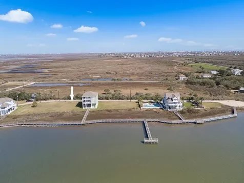 3302 Road Less Traveled Galveston TX 77554