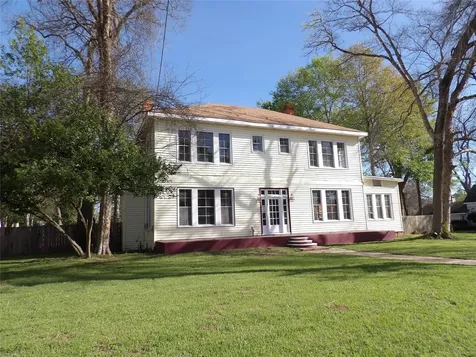 718 E Houston Avenue Crockett TX 75835