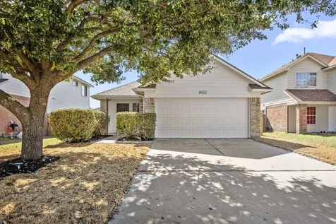 8922 Aspen Trace Lane Humble TX 77338