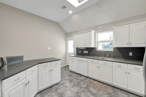 12102 Mustang Avenue Willis TX 77378