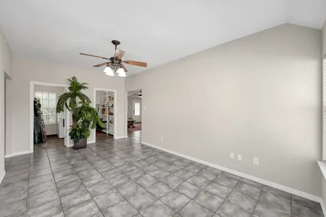 12102 Mustang Avenue Willis TX 77378
