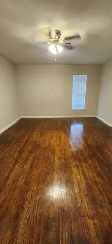 5655 Meadow Creek Lane Houston TX 77017