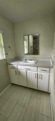 5655 Meadow Creek Lane Houston TX 77017