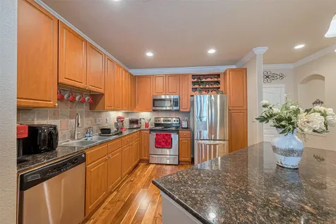 1711 Old Spanish Trail 214 Houston TX 77054