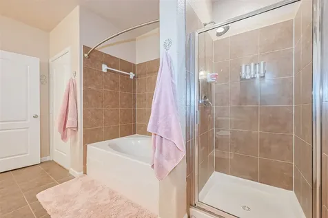 1711 Old Spanish Trail 214 Houston TX 77054