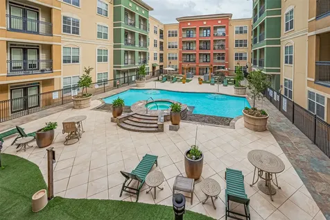 1711 Old Spanish Trail 214 Houston TX 77054