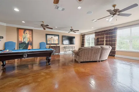 1711 Old Spanish Trail 214 Houston TX 77054