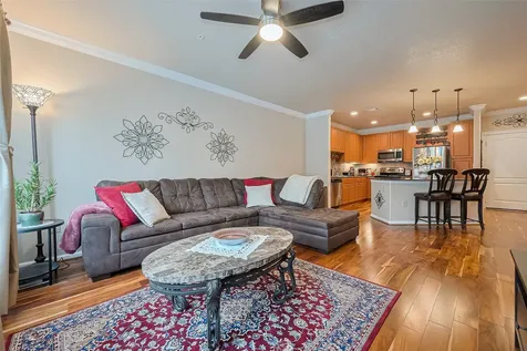 1711 Old Spanish Trail 214 Houston TX 77054