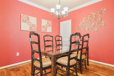 1711 Old Spanish Trail 214 Houston TX 77054