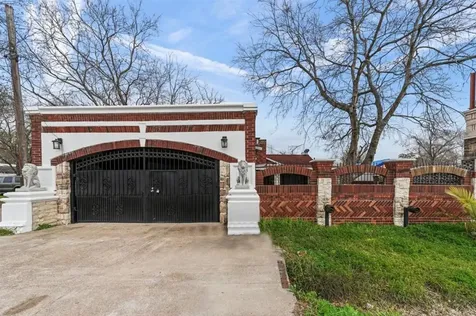 1207 Firnat Street Houston TX 77022
