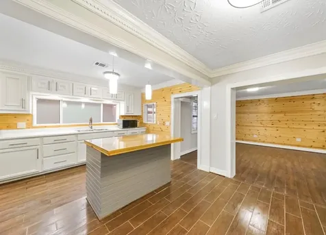 1207 Firnat Street Houston TX 77022