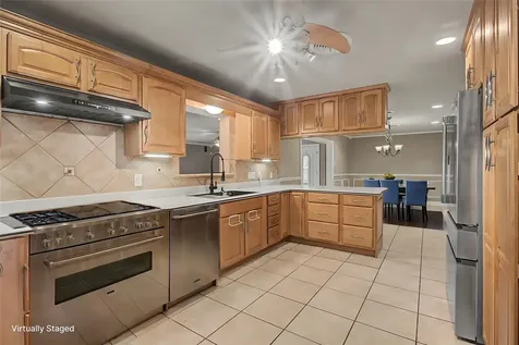 7213 Youpon Drive Galveston TX 77551
