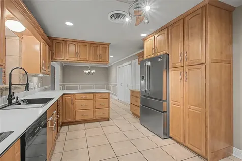 7213 Youpon Drive Galveston TX 77551