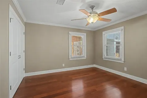 7213 Youpon Drive Galveston TX 77551
