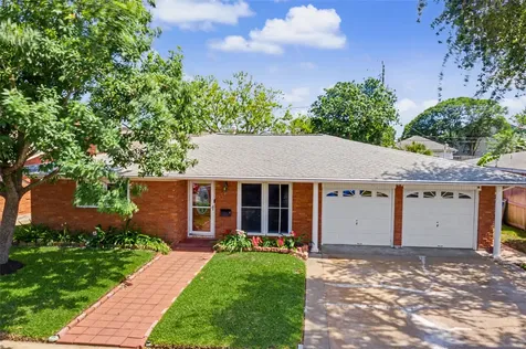 7213 Youpon Drive Galveston TX 77551