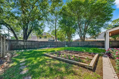 814 Heathgate Drive Houston TX 77062