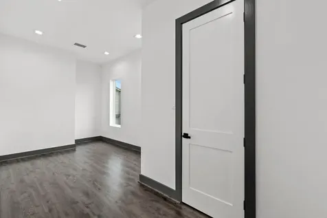 3118 Clay Street Houston TX 77003