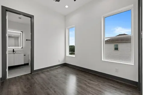 3118 Clay Street Houston TX 77003
