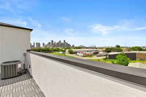 3118 Clay Street Houston TX 77003