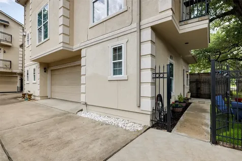5306 Nolda Street A Houston TX 77007