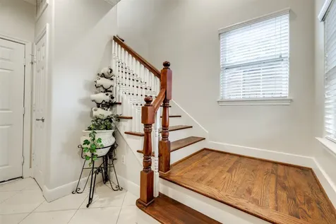 5306 Nolda Street A Houston TX 77007