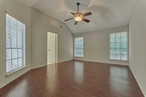 2 Village Knoll Place The Woodlands TX 77381
