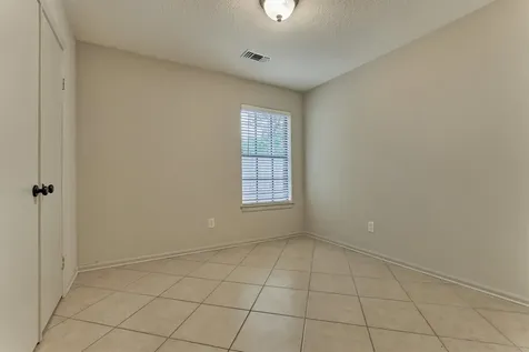 2 Village Knoll Place The Woodlands TX 77381