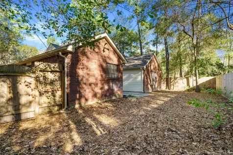 2 Village Knoll Place The Woodlands TX 77381