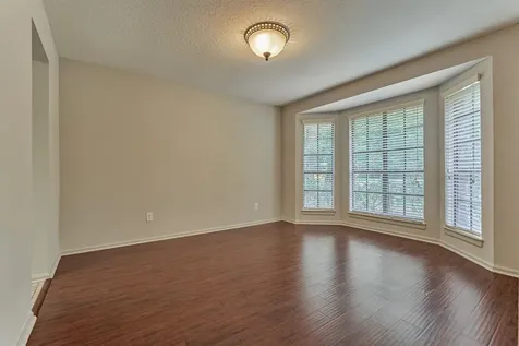 2 Village Knoll Place The Woodlands TX 77381