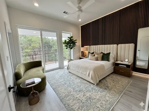2000 Riverside Farms 20101 Austin TX 78741