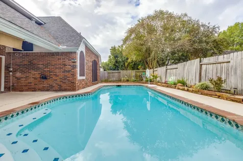 15915 Broad Oak Court Tomball TX 77377