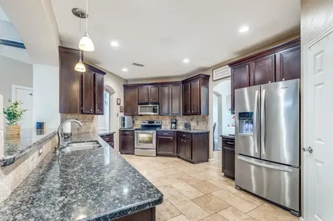 15915 Broad Oak Court Tomball TX 77377