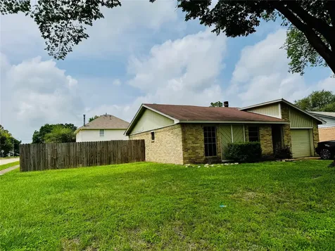 17118 Amber Ridge Drive Sugar Land TX 77498