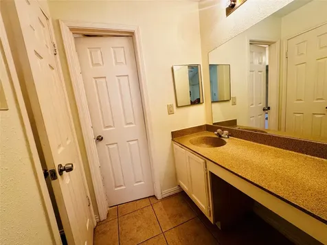 17118 Amber Ridge Drive Sugar Land TX 77498