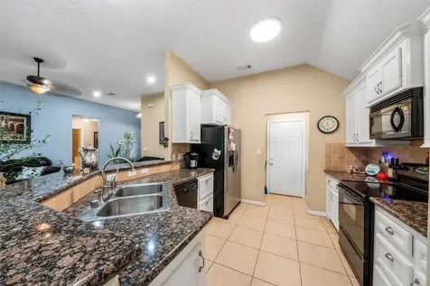 411 Shawnee Conroe TX 77316