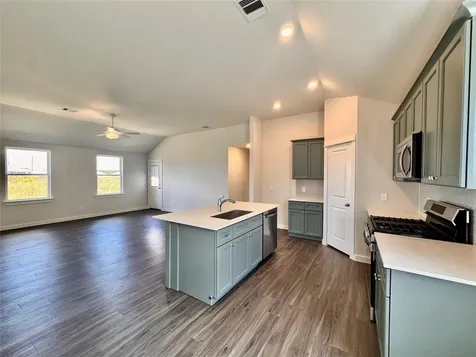 131 County Road 5102b Cleveland TX 77327