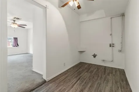 935 Creager Street Houston TX 77034