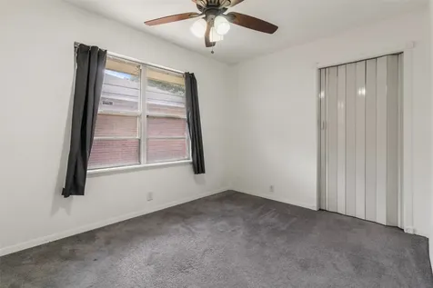 935 Creager Street Houston TX 77034