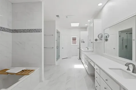 1022 Trapper Hill Drive Houston TX 77077