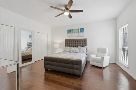 1022 Trapper Hill Drive Houston TX 77077
