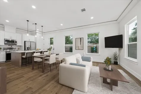 5811 Outer Banks Street Houston TX 77091