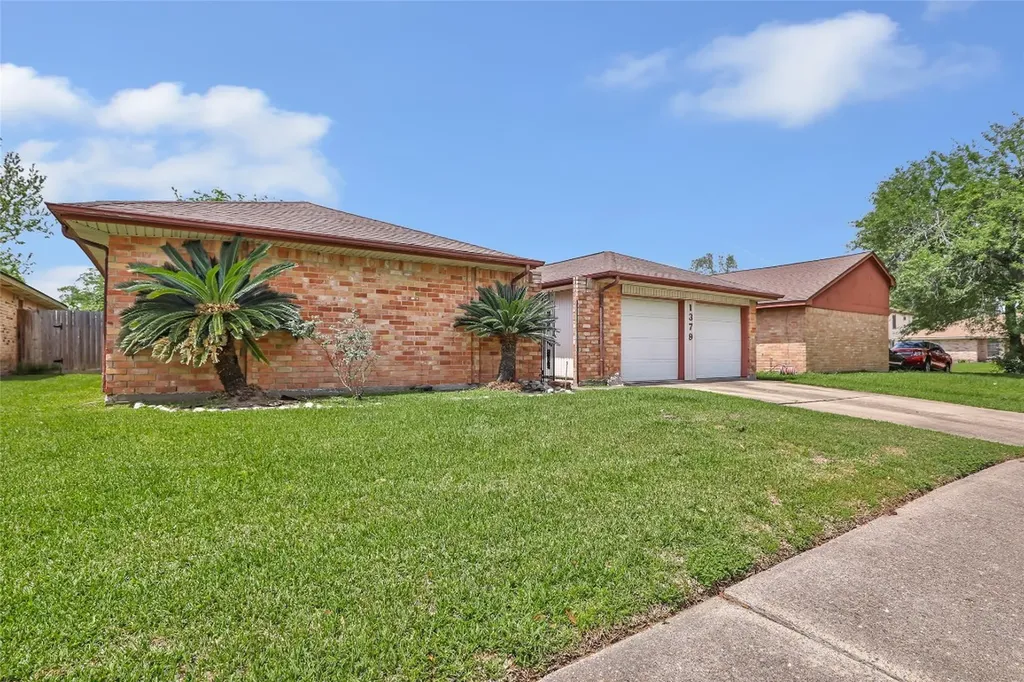 1379 Wrotham Lane Channelview TX 77530