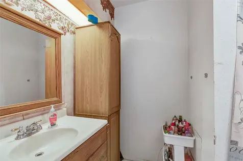 1379 Wrotham Lane Channelview TX 77530