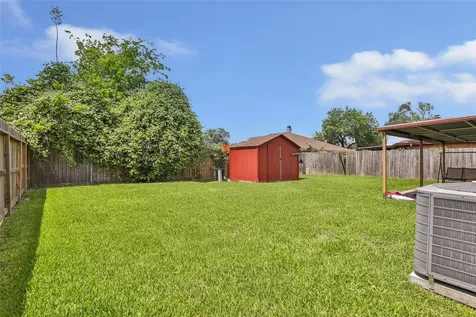1379 Wrotham Lane Channelview TX 77530