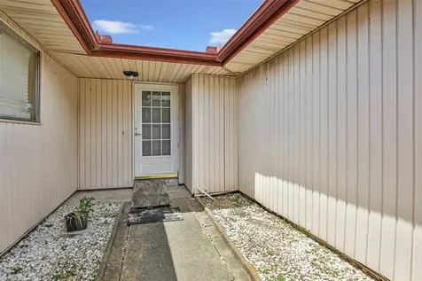 1379 Wrotham Lane Channelview TX 77530