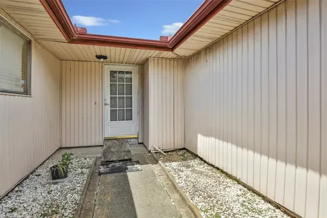 1379 Wrotham Lane Channelview TX 77530