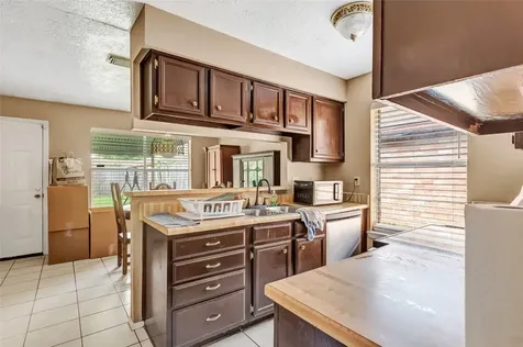 1379 Wrotham Lane Channelview TX 77530