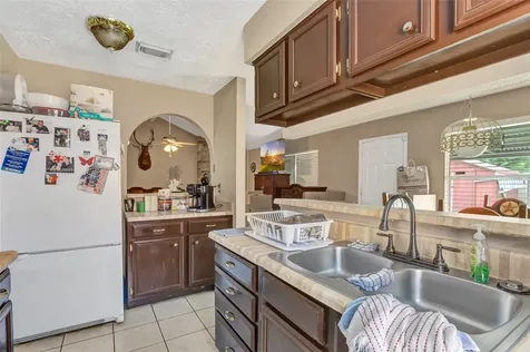 1379 Wrotham Lane Channelview TX 77530