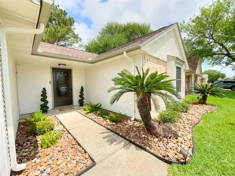 7410 Shoshone Drive Baytown TX 77521