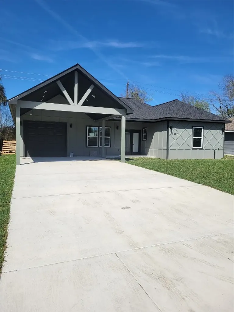 5807 Doulton Drive Houston TX 77033